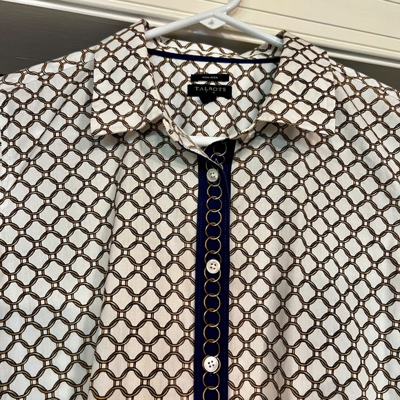 EUC Talbots Chainlink Print Non-Iron Button Up Shirt Top Blouse 10P 10‎ Petite - Picture 2 of 3